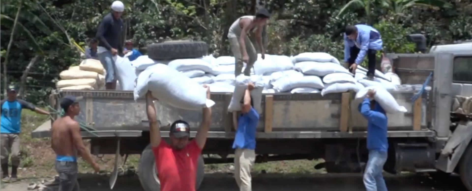Productores de San José de Los Remates reciben bonos agrícolas