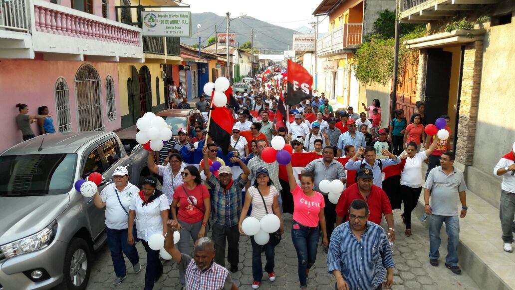 Ocotal celebra con colorida caminata el Día de la Dignidad Nacional