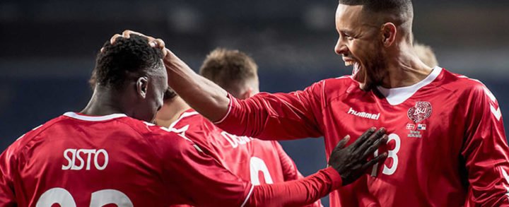 Selección de de futbol de Dinamarca dedica emotiva canción al equipo peruano