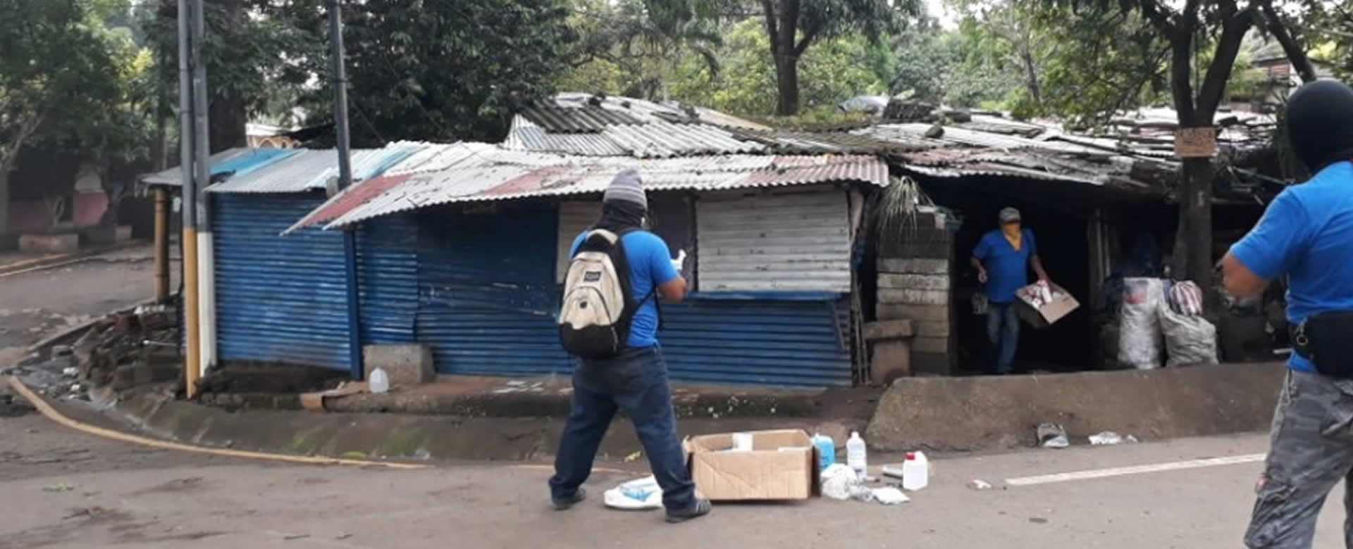 Caravana de la paz libera a familias secuestradas en Barrios Camilo Ortega y Monimbó