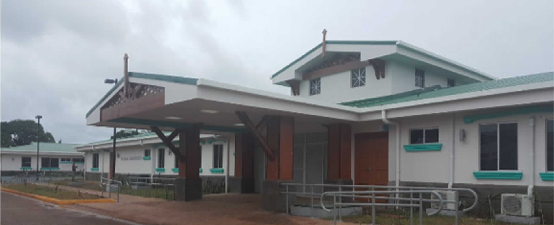 Pobladores de Corn Island inauguran Hospital primario completamente
