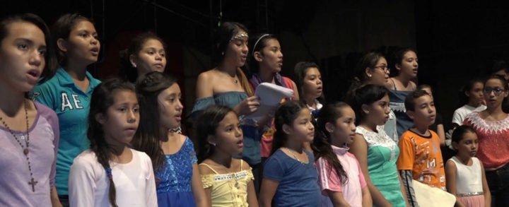 Pequeños grabará un disco para promover el canto infantil nicaragüense