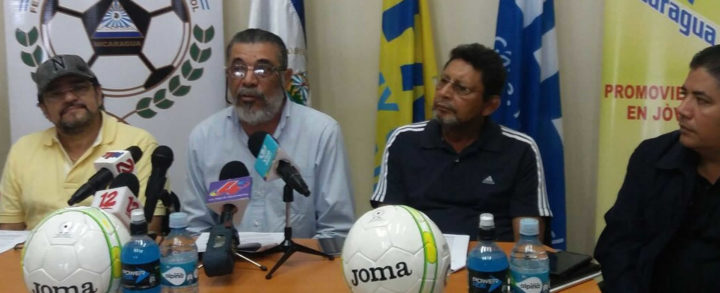 Reanudan Torneo de Apertura del Campeonato Nacional de Futbol