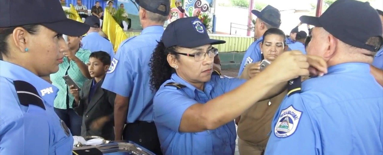 Policías de Chinandega son homenajeados con asensos