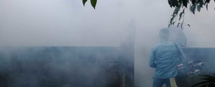 Brigadas de Fumigación combaten el dengue en el distrito II de Managua