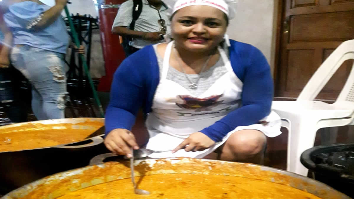 Chinandega degusta del tradicional Indio Viejo más Grande Viva