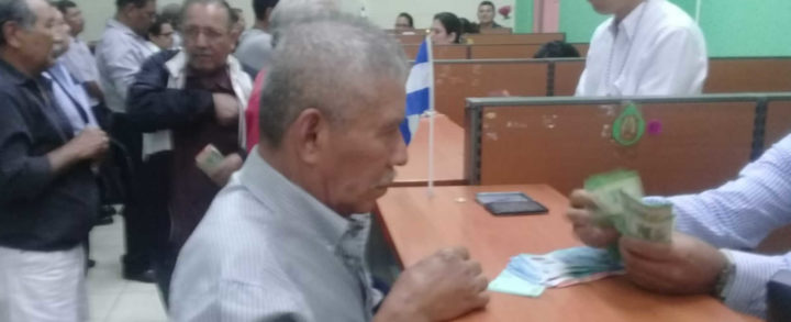 Casi dos mil pensionados retiraron su pago con alegría y seguridad en Matagalpa