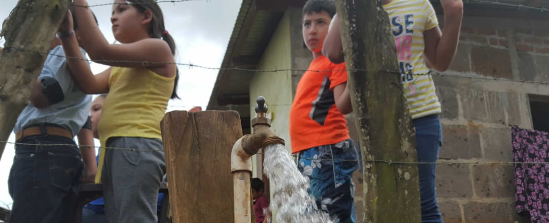 Más de cuarenta familias de la comunidad Betulia gozan de agua potable