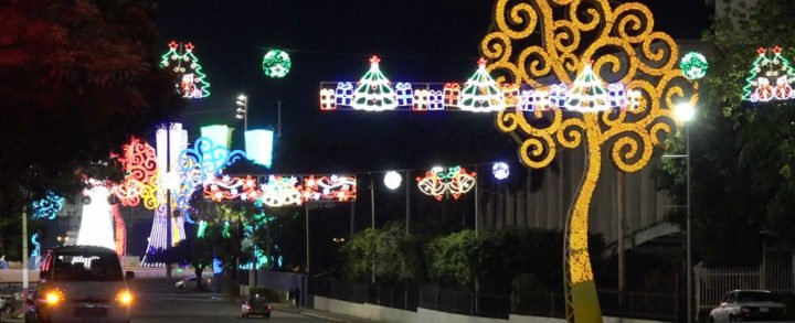 Los aires navideños ya se hicieron sentir desde la Avenida Bolívar