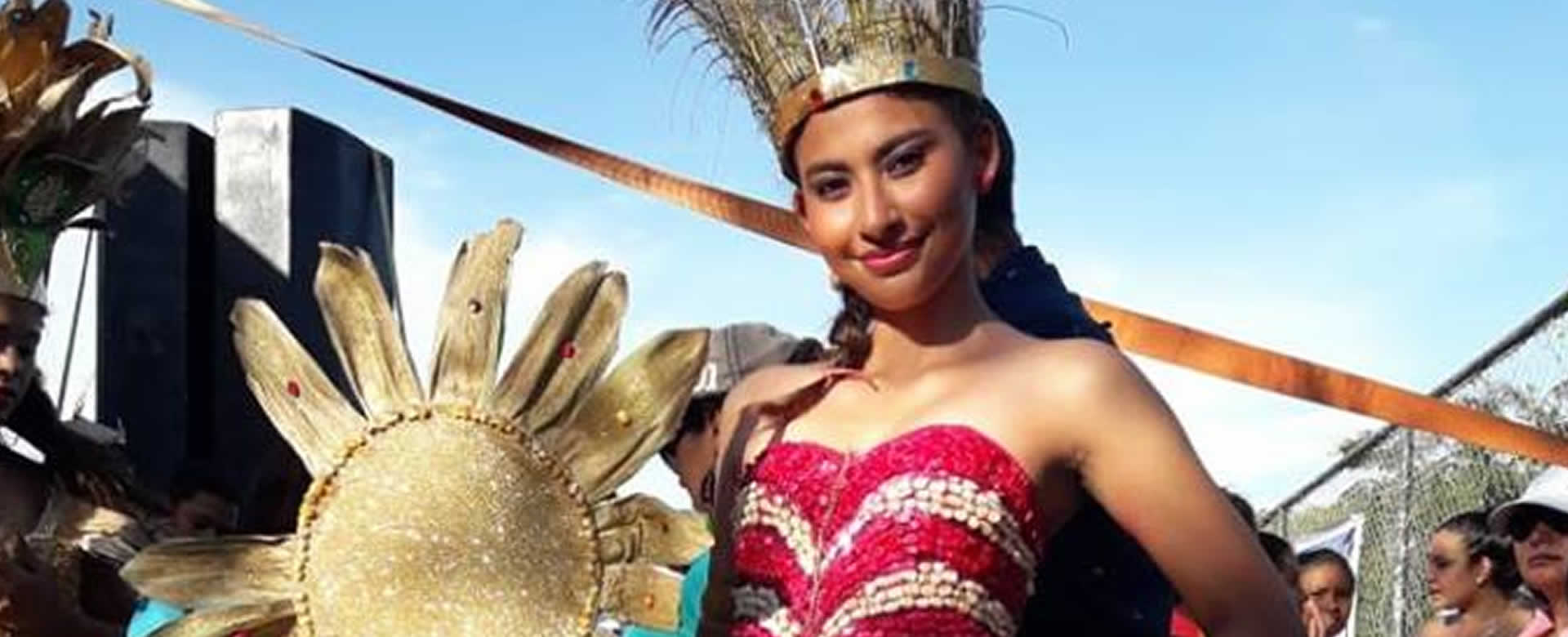 El municipio de Tola inicia tradicional desfile de reinas del maíz