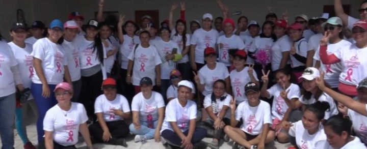 Mujeres de Boaco participan en maratón contra el cáncer de mama