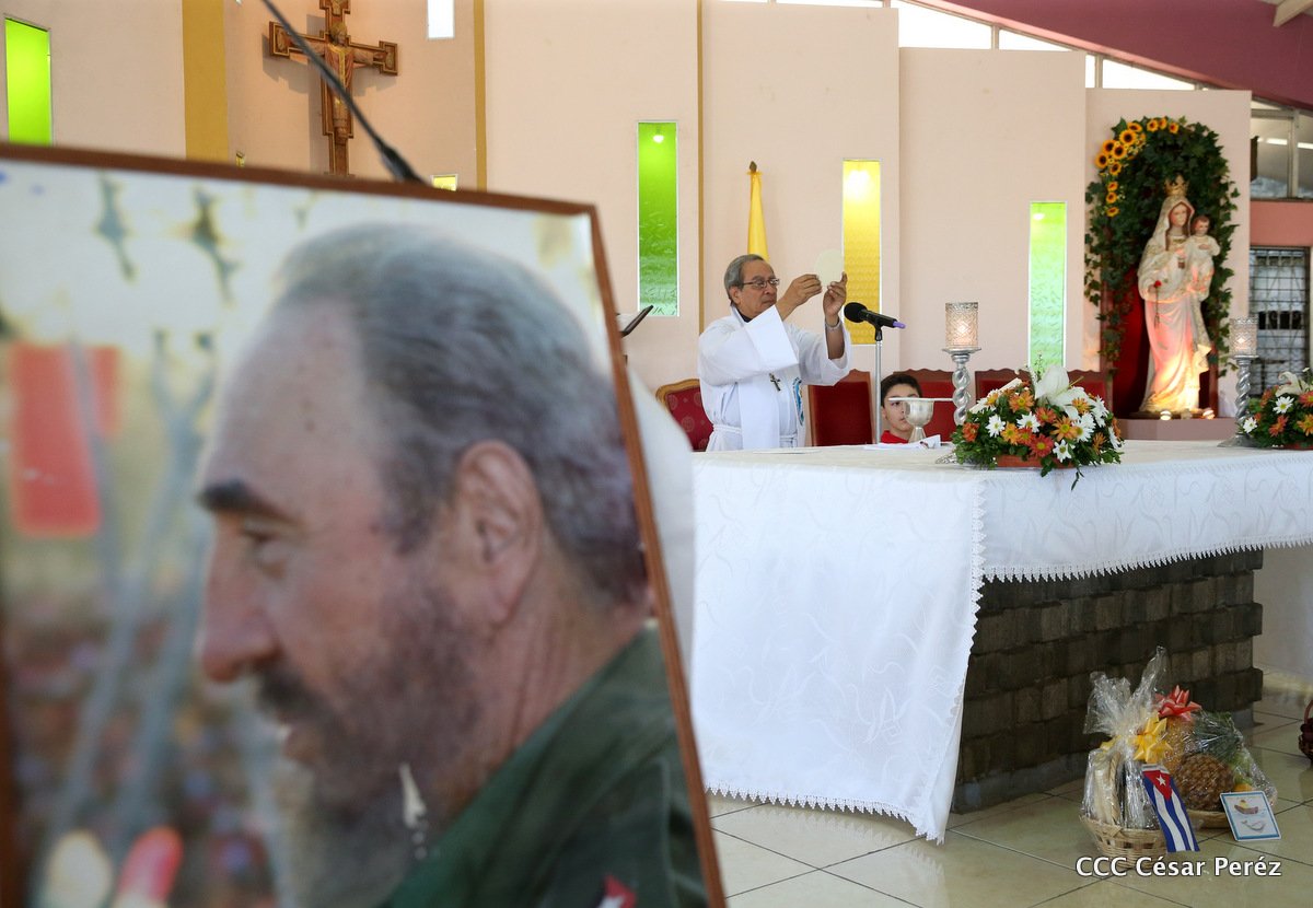 Misa de honor al Comandante en Jefe de la Revolución Cubana, Fidel Castro Ruz en la Iglesia La Merced