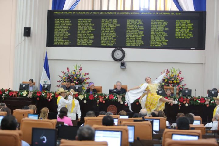 Asamblea Nacional realiza la sesión solemne de clausura del año legislativo 2018