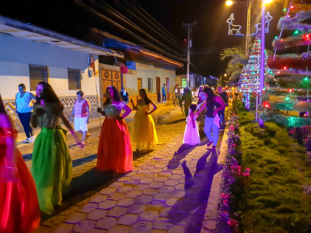 Telica, municipio tradicionalista disfruta del ambiente carnavalesco de Mitos y Leyendas