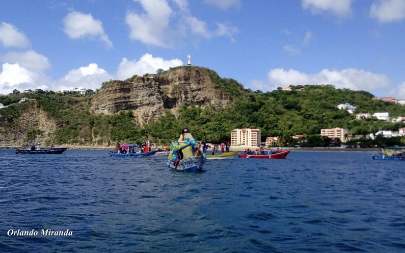 Paradisíaco San Juan del Sur se viste de colores con Carnaval Acuático Navideño