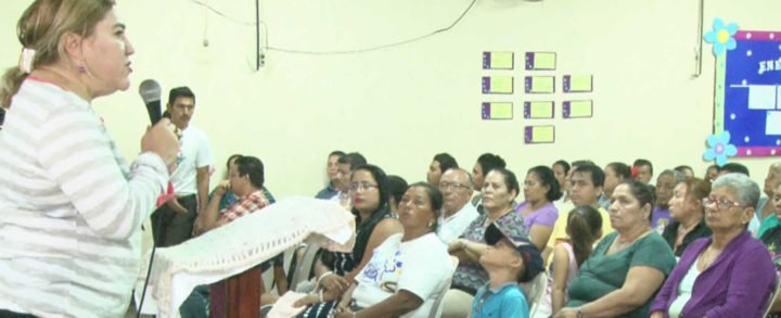 Comunidad evangélica del "Hilario Sánchez" de Managua ora por la Paz