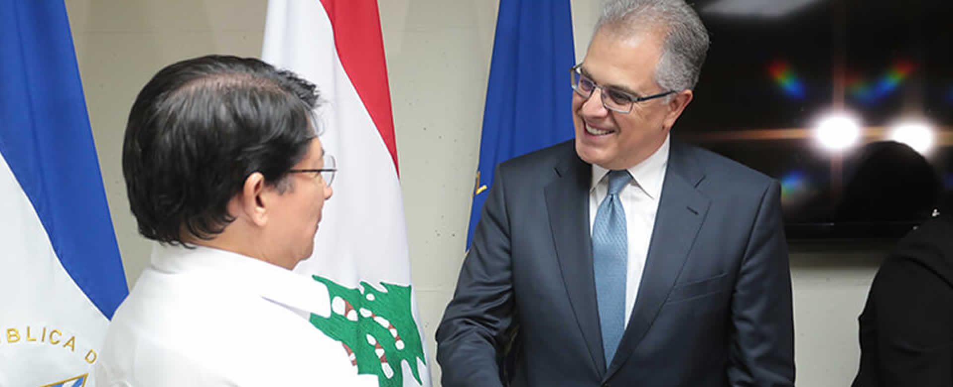Cancillería recibe cartas de estilo de parte del Embajador de El Líbano