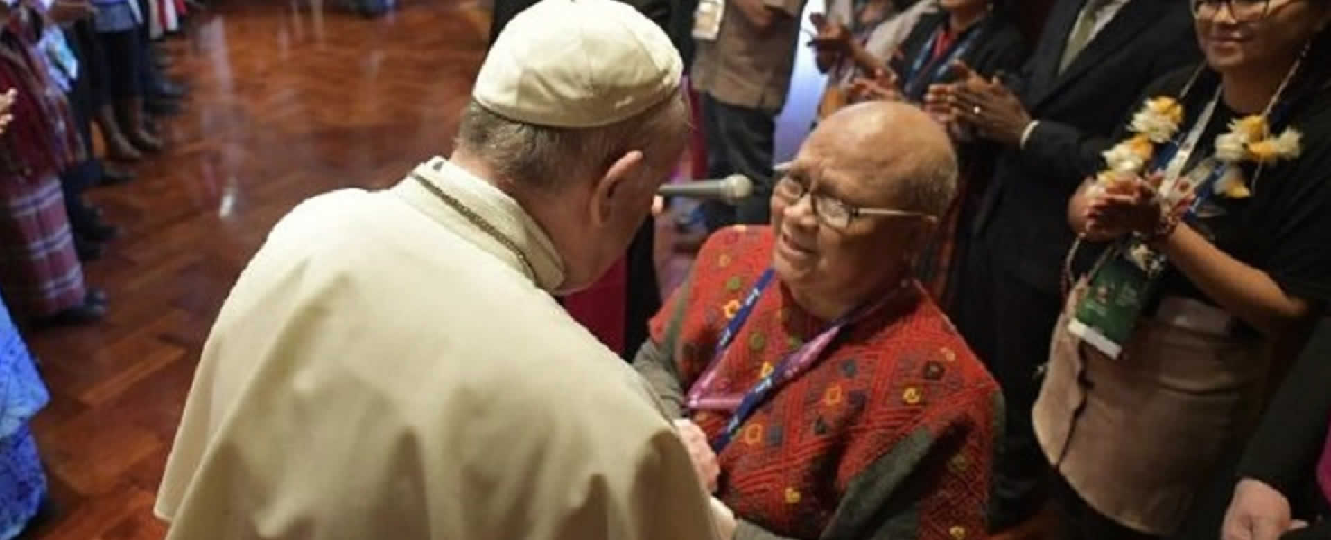 Representantes de Pueblos indígenas del mundo sostienen encuentro con el Papa Francisco