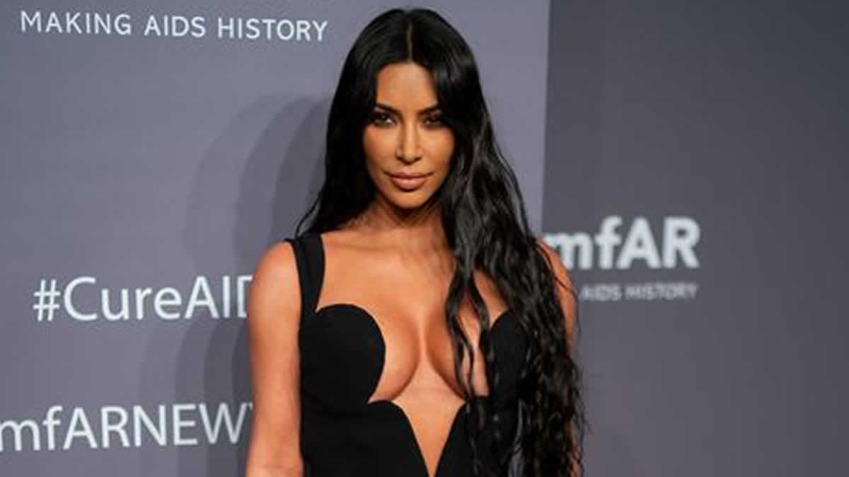 Kim Kardashian roba suspiros con candente foto
