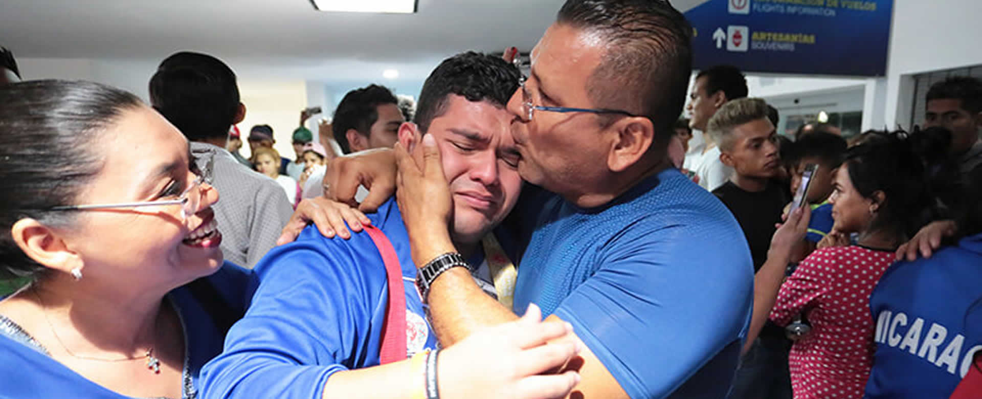 Nicaragua recibe a sus atletas destacados en las Olimpiadas Infantiles Especiales en Dubai