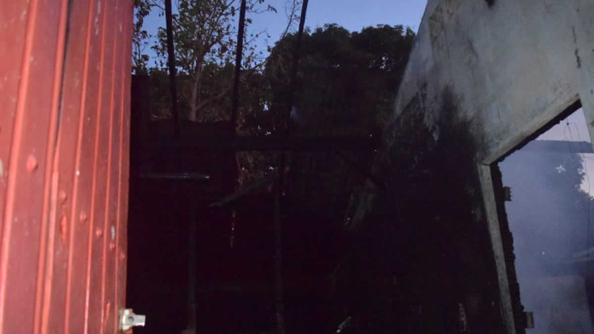 León: Conato de incendio consume casa en el municipio de Telica