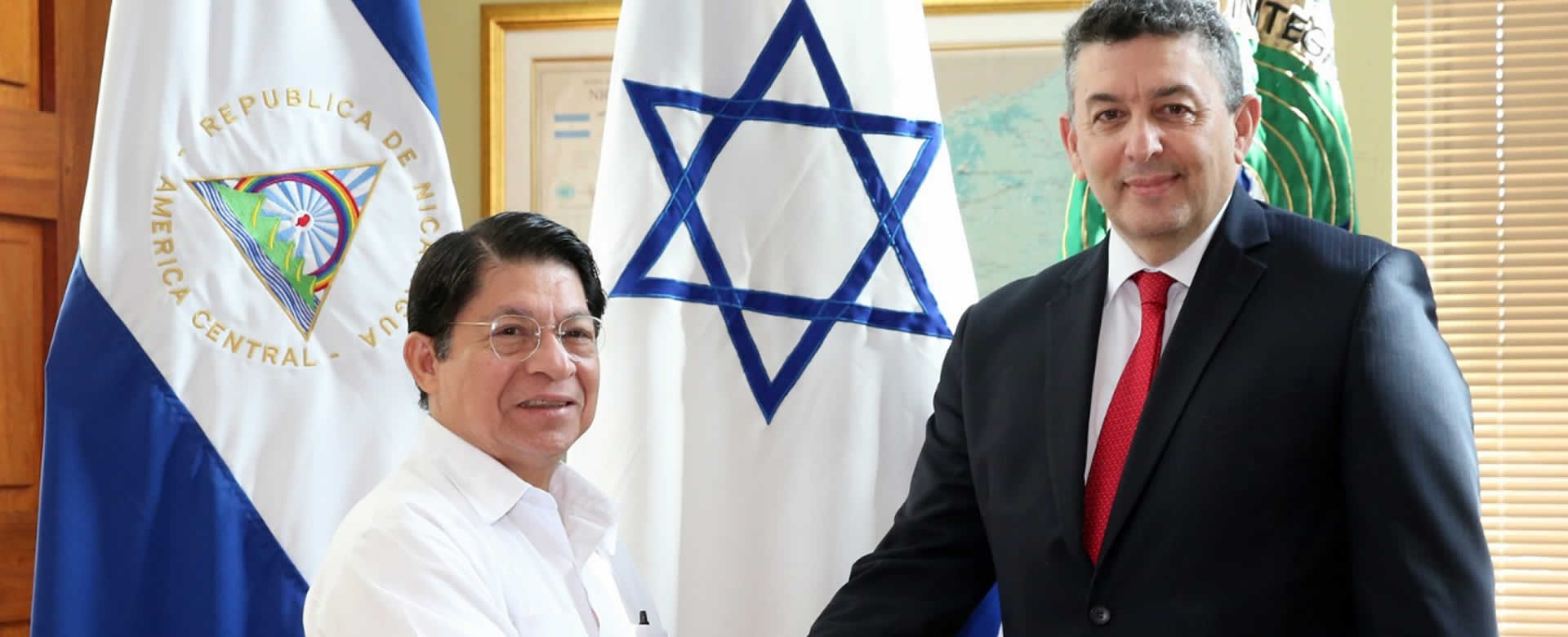 Embajadores de Israel y Pakistán presentan copias de estilo al Canciller de Nicaragua