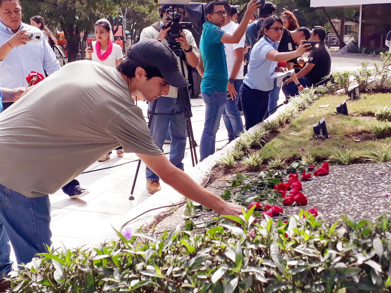 Juventud Sandinista rinde homenaje al niño mártir Luis Alfonso Velásquez Flores
