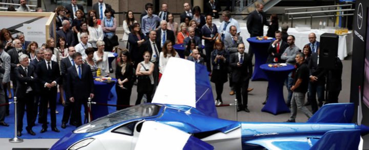 Los autos voladores podrían ser parte del transporte público de París dentro de cinco años
