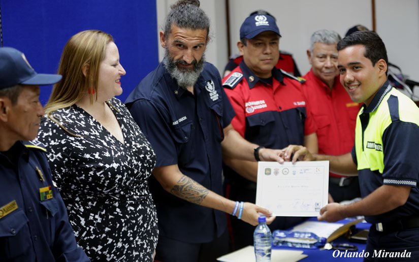 Nicaragua tendrá bomberos capacitados en técnicas de rescates acuáticos