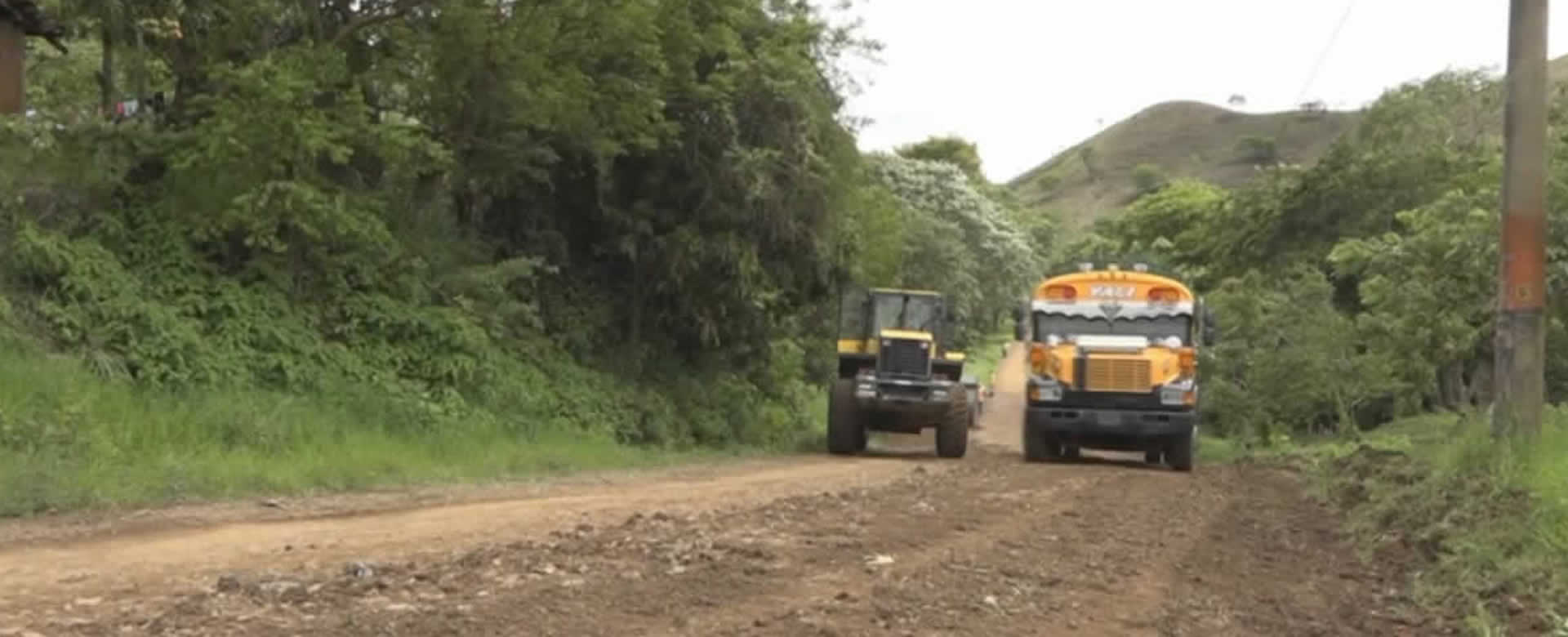 Autoridades de Jinotega rehabilitan 26 kilómetros de caminos en Yalí