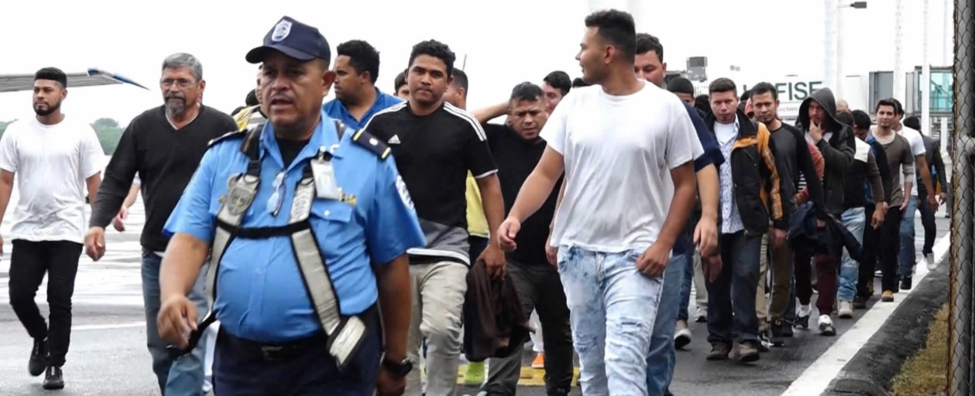 Más de 90 nicaragüenses deportados por Estados Unidos llegan al país