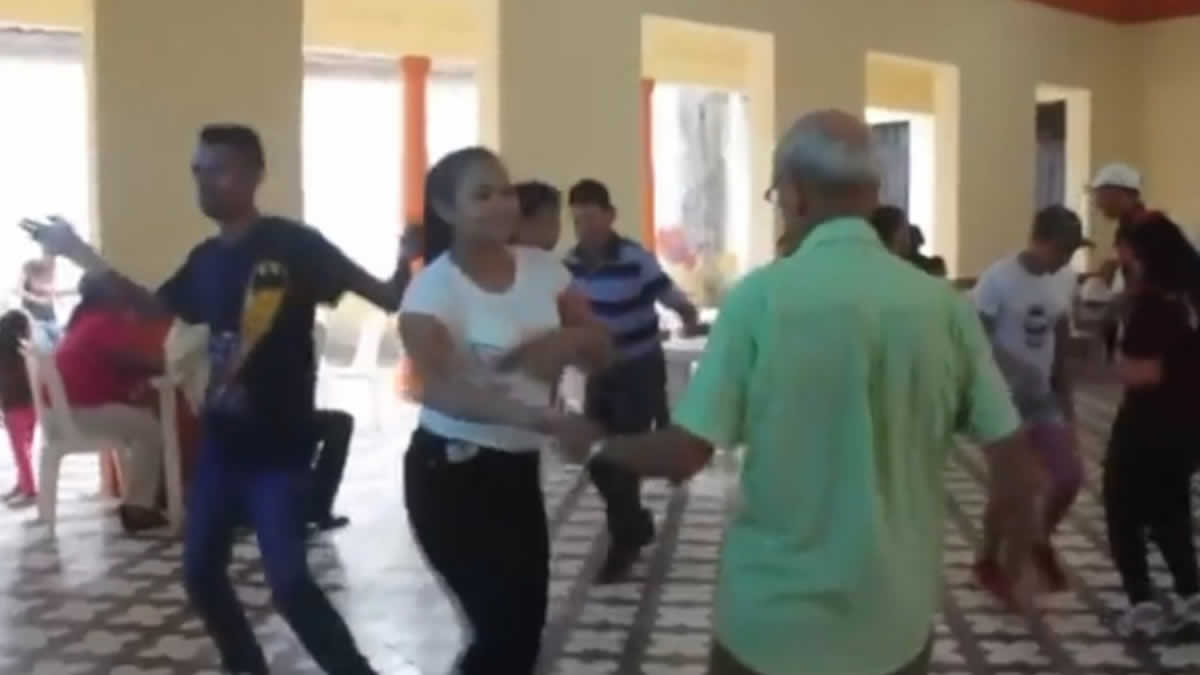 Adultos mayores gozan de una tardeada matancera en Jinotepe