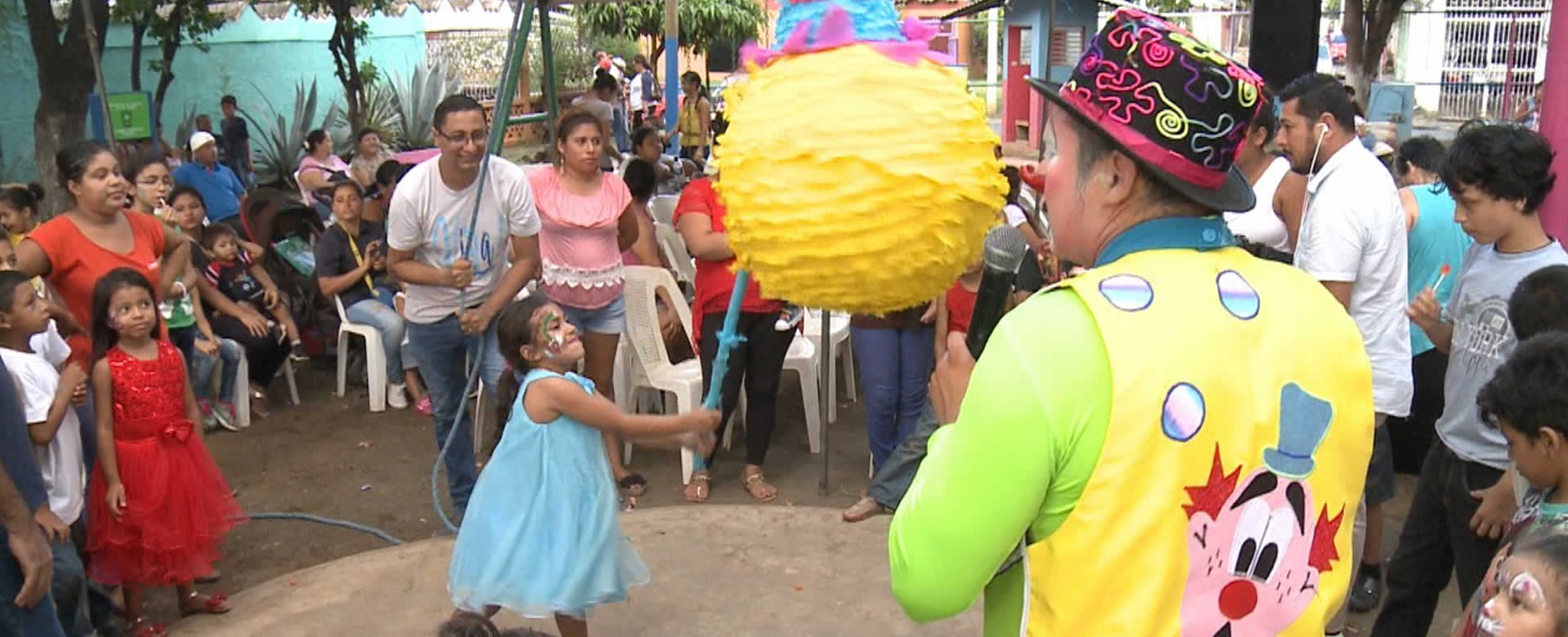 Familias viven una tardeada infantil en los distintos parques de Managua