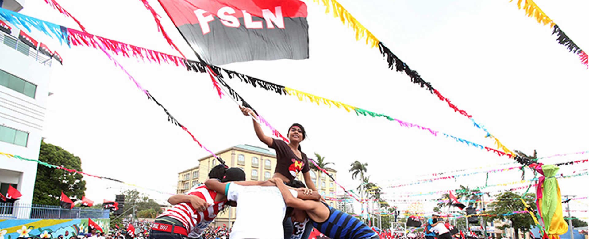 Nicaragua celebra el Día de la Alegría, tras la huida y rendición de Somoza