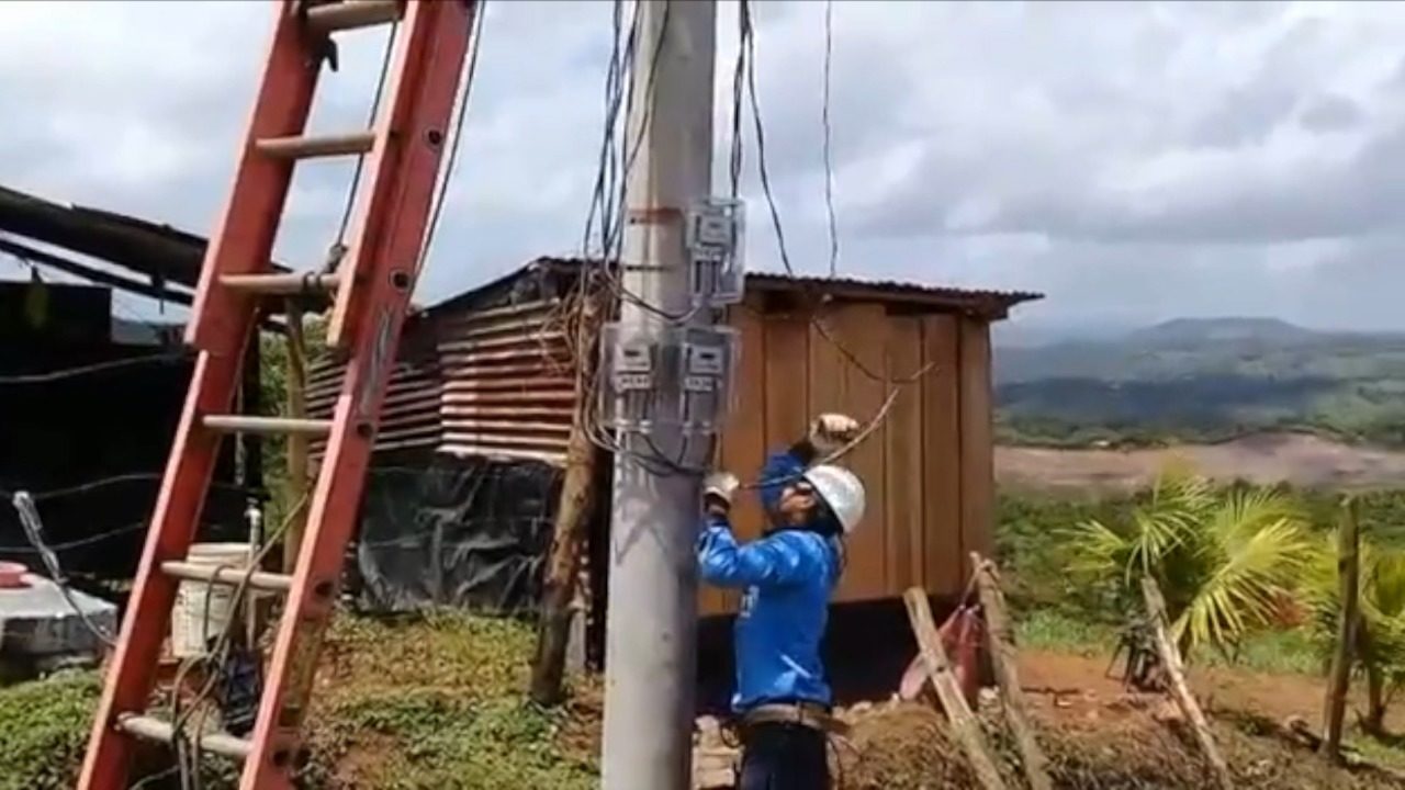 Inauguración del Proyecto de Electrificación en Santo Domingo, Chontales