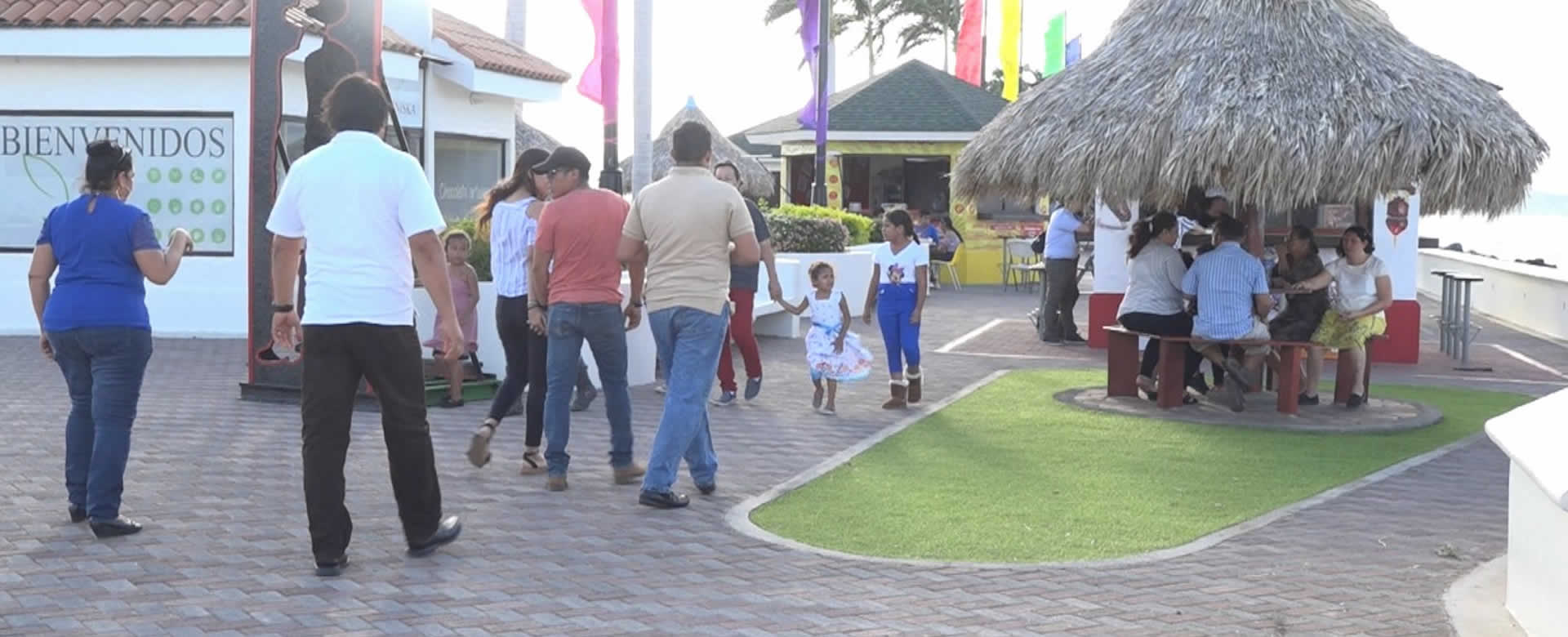 Atracciones del Puerto Salvador Allende enamoran a familias nicaragüenses