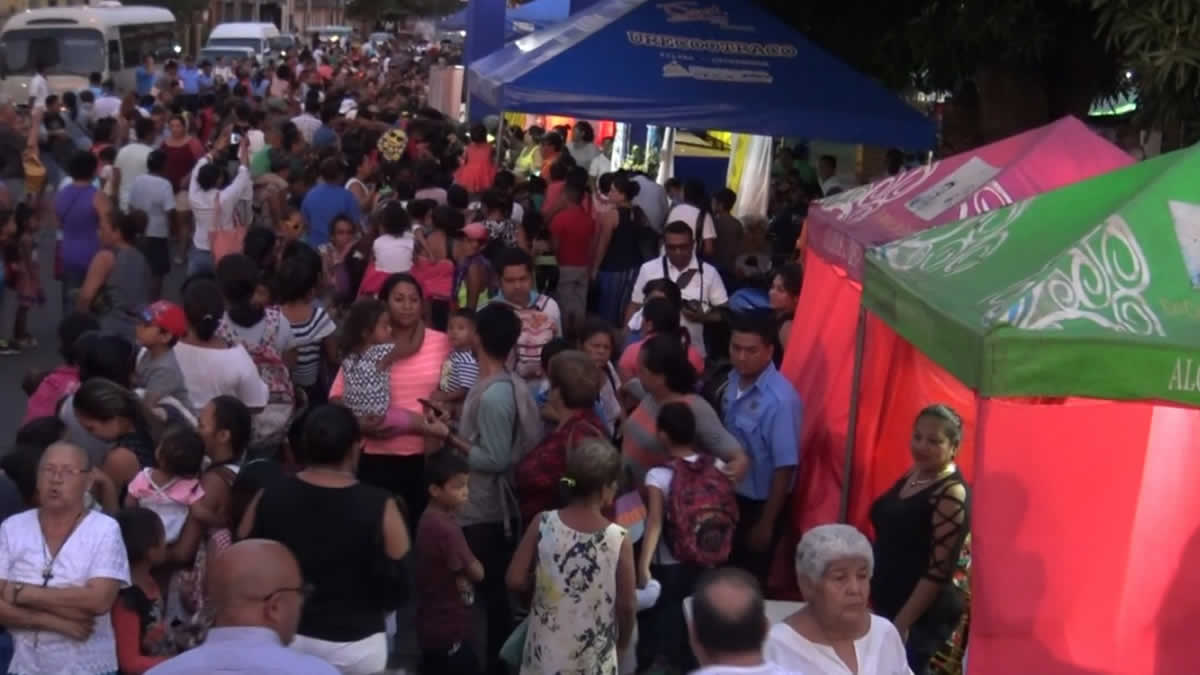 Chinandeganos celebran la gritería chiquita en honor a la Virgen de Asunción
