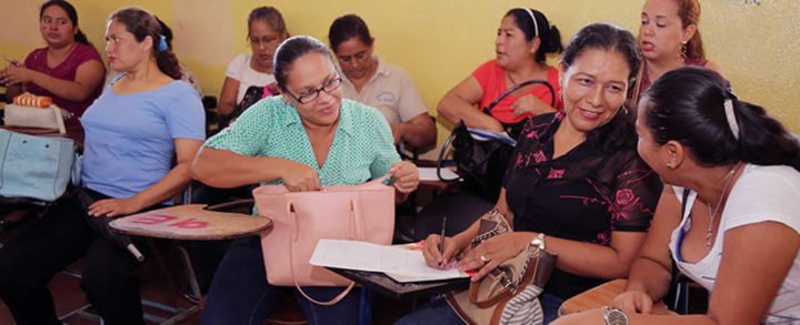 Docentes de Managua participan en Encuentro Pedagógico