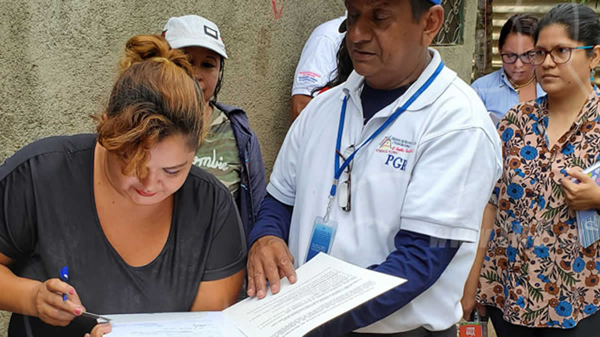 Gobierno Sandinista otorga títulos de propiedad a las familias de Tipitapa
