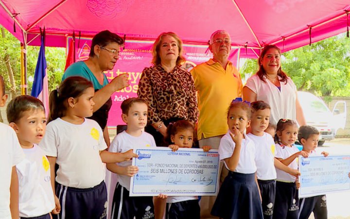 Lotería Nacional entrega 6 millones para programas sociales