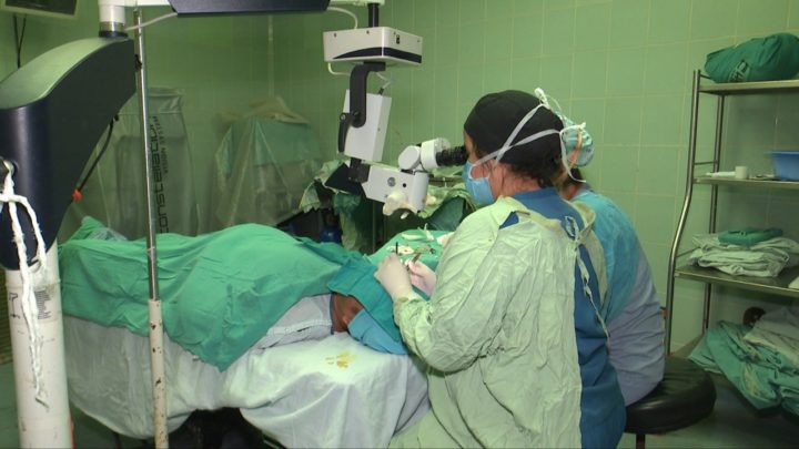 Centro Oftalmología jornada cirugías