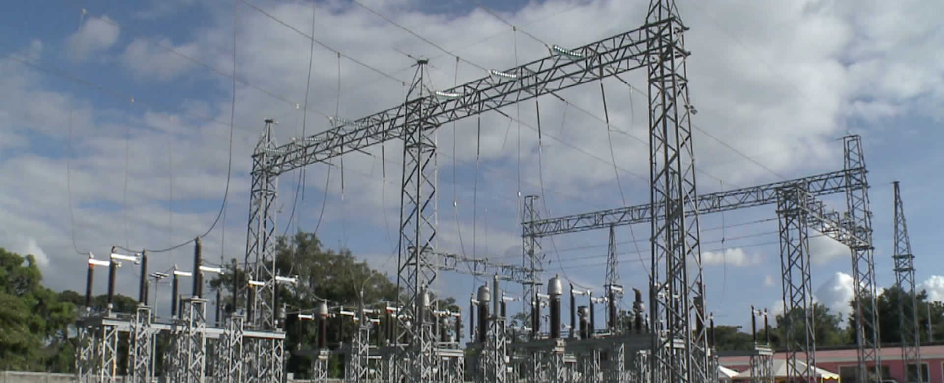 ENATREL anuncia que se esta restableciendo el fluido eléctrico en el país
