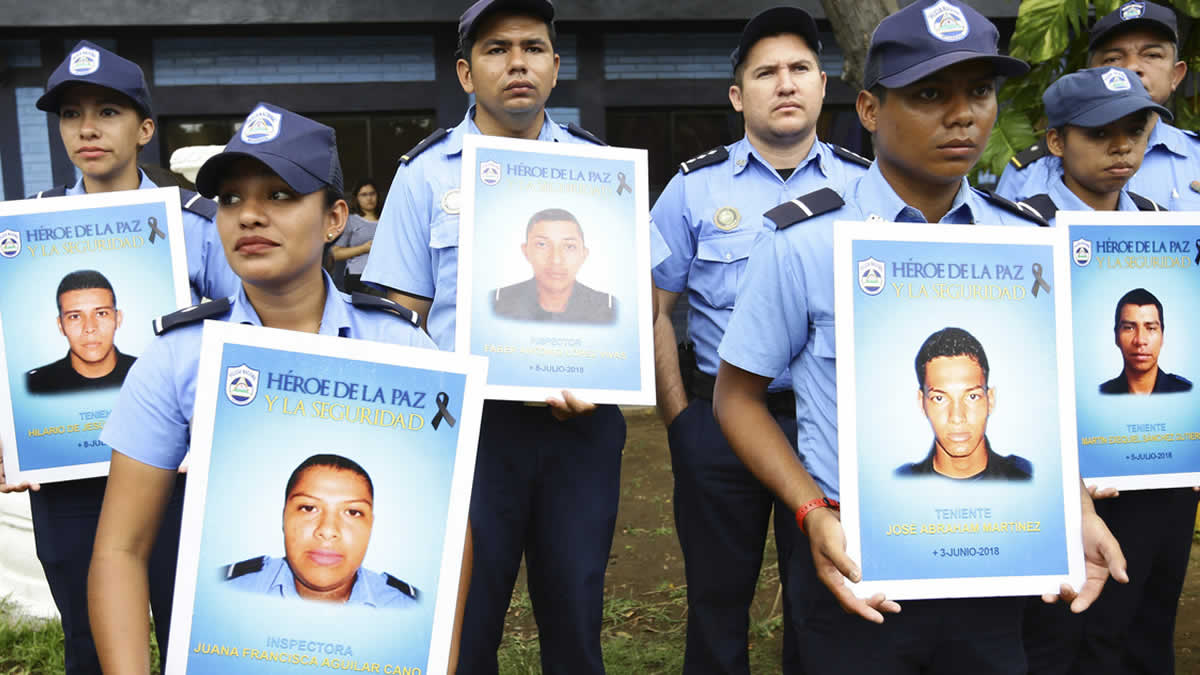 Más de 600 oficiales de la Delegación de Managua ascienden en grado