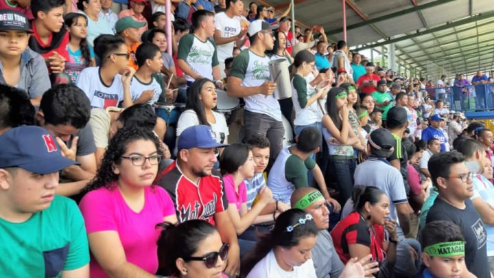 fanaticada beisbolera nicaragüense
