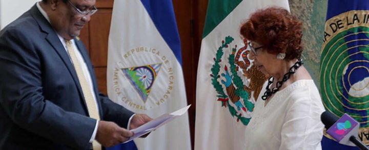 Nueva embajadora de México en Nicaragua entrega copias de estilo en Cancillería