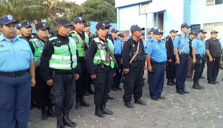 Policía de Jinotega celebra su 40 aniversario con alegre diana 