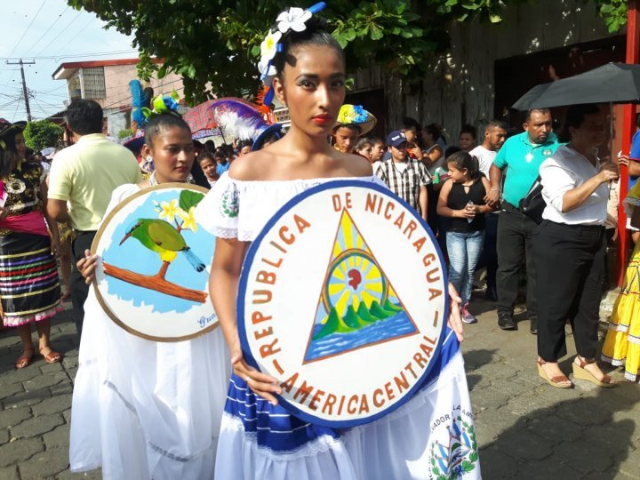 Comunidad Educativa de Chinandega celebra fiestas patrias