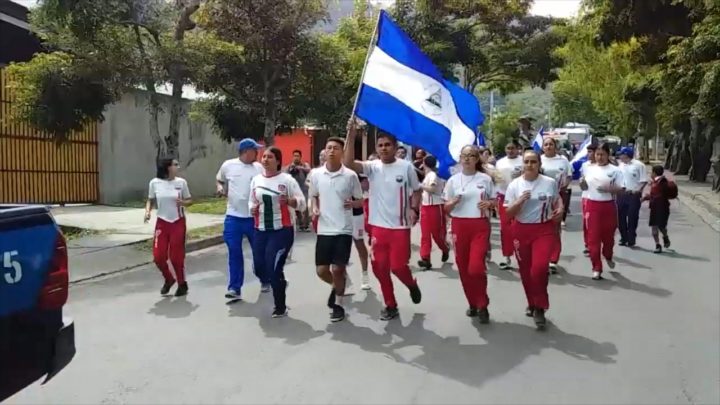Jinotega realiza maratón de relevo de bandera nacional