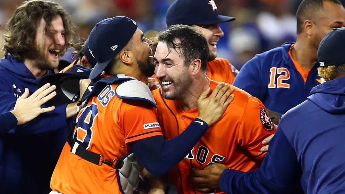 Justin Verlander lanza juego sin hit ni carrera