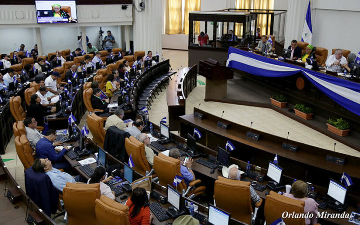 Asamblea de Nicaragua aprueba renuncia de procuradora 